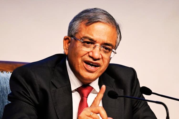 बंगाल चुनाव 2026 में हिंसा-डर बर्दाश्त नहीं, DM-SP को चुनाव आयोग का कड़ा निर्देश