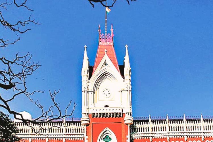 बंगाल चुनाव 2026: अफसरों के तबादले पर हाईकोर्ट में भिड़े चुनाव आयोग और सरकार के वकील