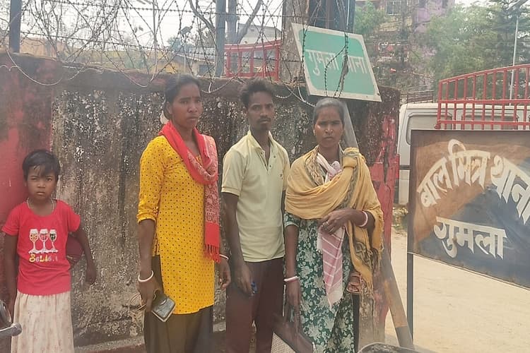 गुमला में हिमाचल से भाई के आने का इंतजार कर रही थीं बहनें, मिली मौत की खबर