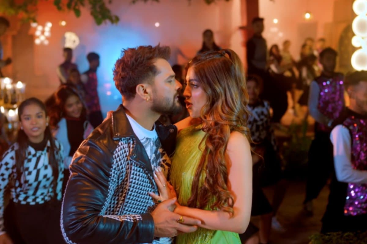 Khesari Lal Matar Ke Chhemi Song akanksha puri viral bhojpuri hit watch video