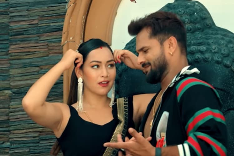 खेसारी लाल यादव का नया सॉन्ग ‘झार ली ए राजा जी’ हिट, सपना चौहान के लुक ने बढ़ाया क्रेज