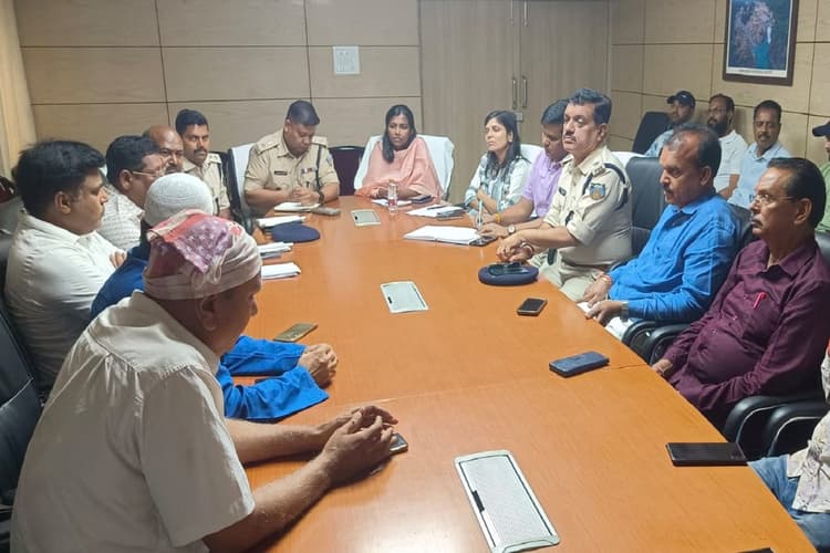 खूंटी-मुरहू में तनाव कम करने की पहल, रामनवमी में पथराव के बाद बंद समाप्त करने पर बनी सहमति