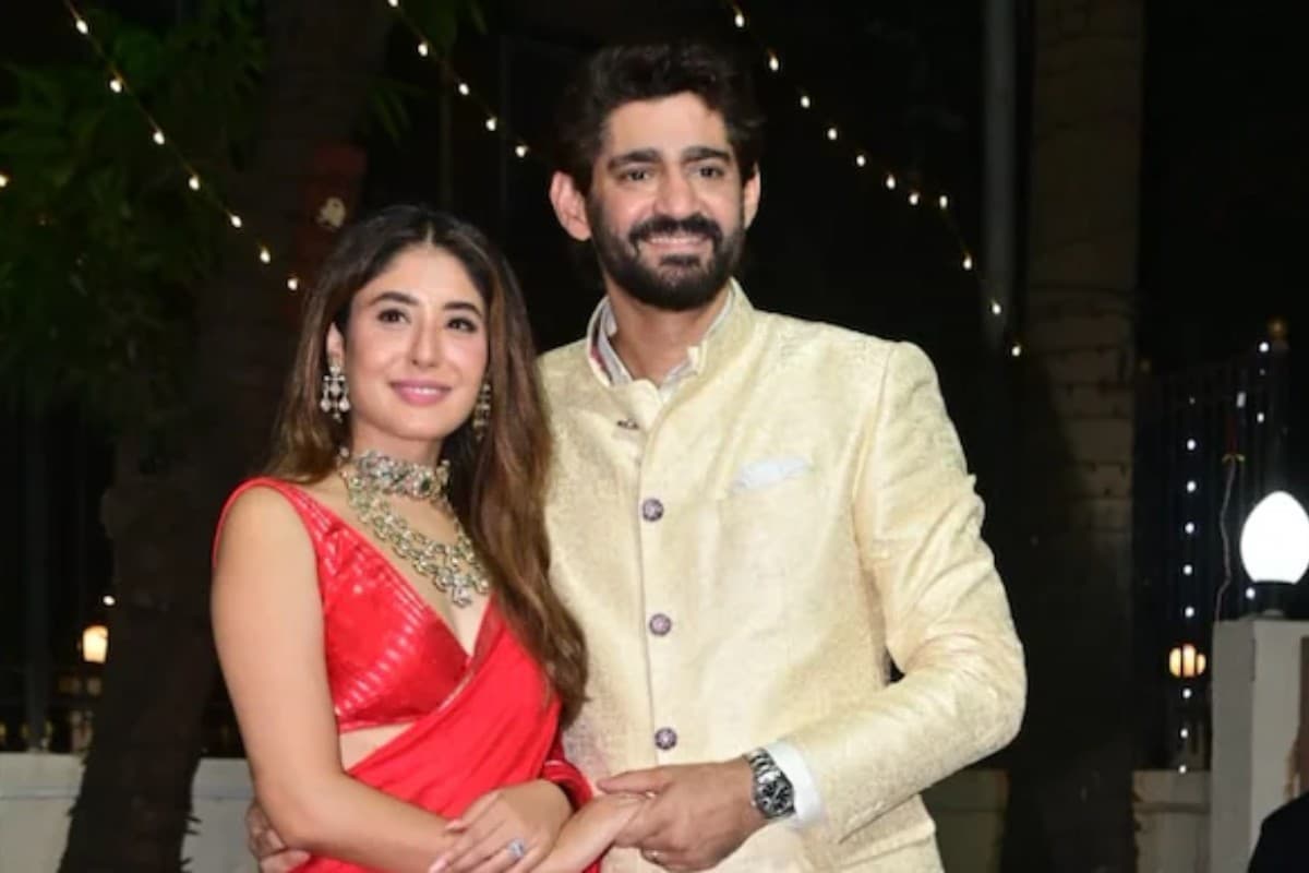 Kritika Kamra Gaurav Kapoor Wedding court marriage mumbai photo viral