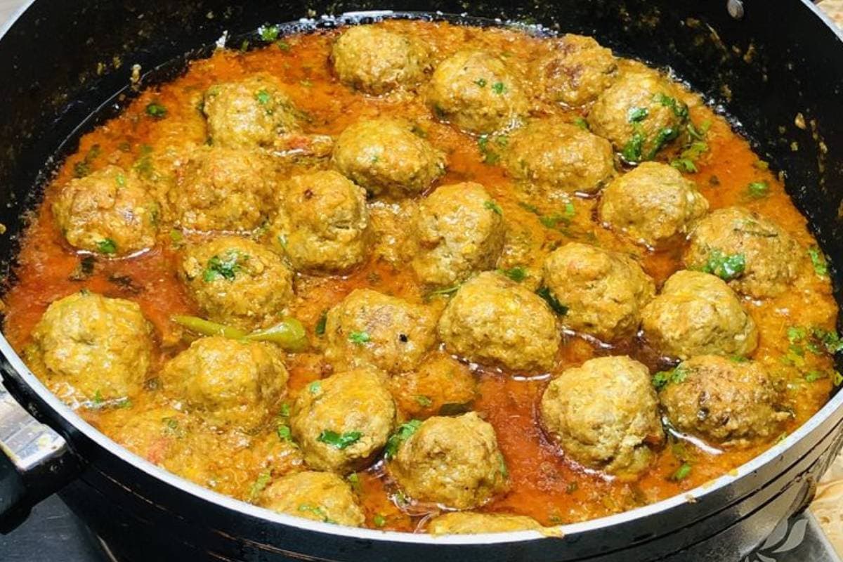 Moong Dal Pakoda Curry Recipe Moong Dal Pakoda Curry Recipe