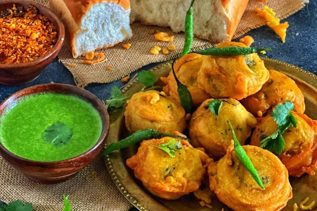 Mumbai Style Batata Vada Recipe
