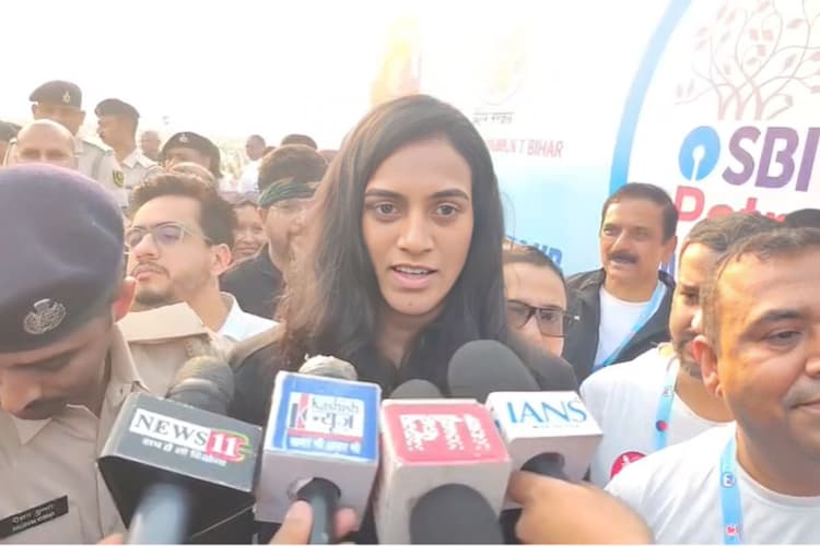 गांधी मैदान से दौड़ी नशा मुक्त बिहार की मुहिम,पीवी सिंधु ने किया फ्लैग ऑफ