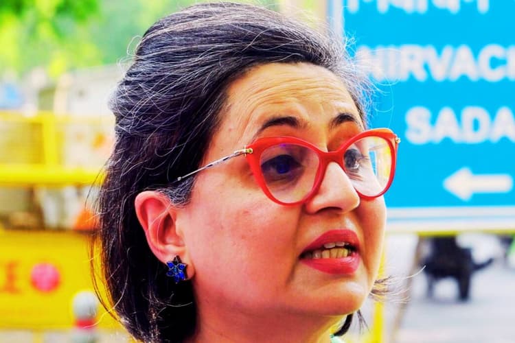 टीएमसी सांसद सागरिका घोष का दावा- SIR ने पश्चिम बंगाल में स्थानीय स्तर पर सत्ता विरोधी लहर को खत्म कर दिया