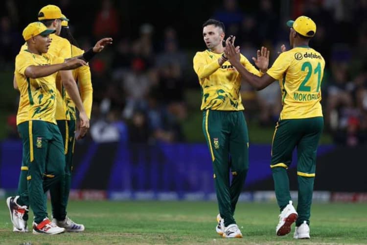 साउथ अफ्रीका ने T20 WC का बदला लिया, कीवी टीम को 7 विकेट से दी मात