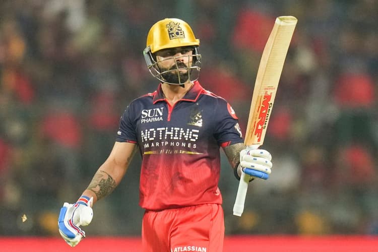 विराट कोहली का चमका बल्ला, नाबाद 69 रन मार RCB को दिला दी पहली जीत