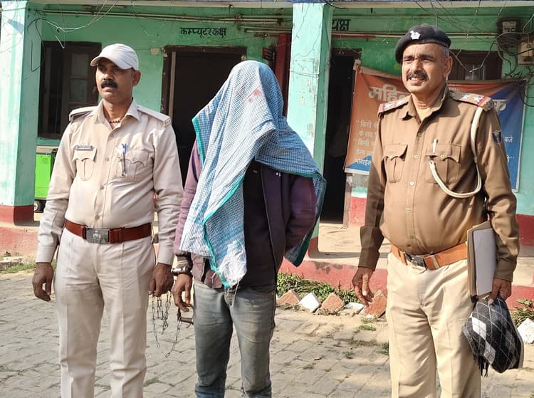 किराना दुकान से 97 ग्राम गांजा बरामद, धंधेबाज गिरफ्तार