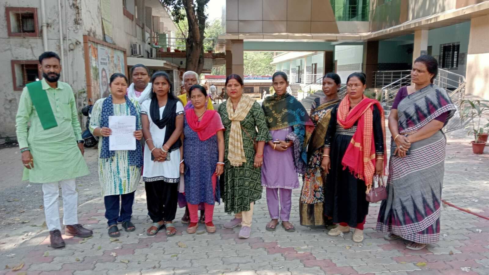 Jamshedpur News : जमशेदपुर : कदमा में 90 साल पुराने आशियाने पर कब्जे की कोशिश