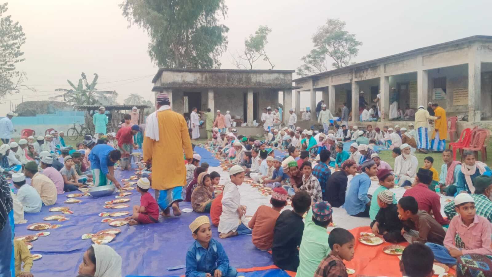 तैयबपुर में दावत ए इफ्तार का आयोजन