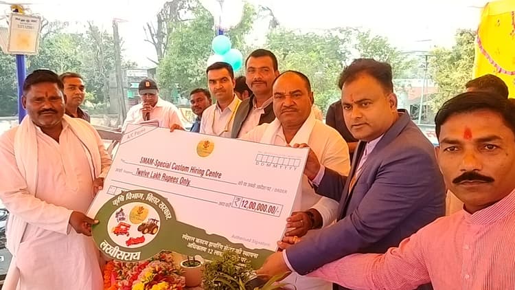 किसानों के हितकारी योजनाओं को धरातल पर उतारने का हो रहा प्रयास: डीएम