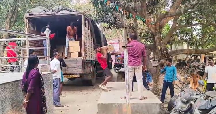 शराब विनष्टिकरण के दौरान नाबालिगों से काम कराने का वीडियो वायरल