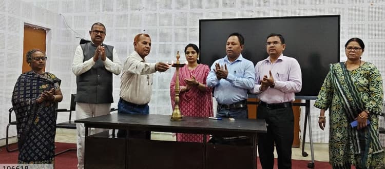 कक्षा एक व दो के शिक्षकों का पांच दिवसीय प्रशिक्षण शुरू