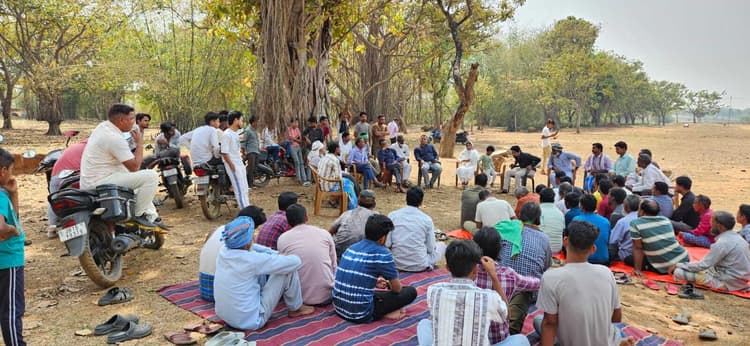 कब्रिस्तान का सौंदर्यीकरण व जनाजा शेड निर्माण को लेकर हुई ग्रामसभा