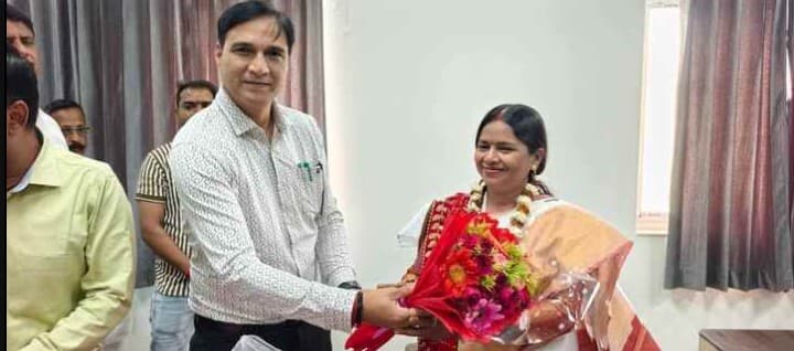 Giridih News :उपनगर आयुक्त ने किया मेयर, डिप्टी मेयर व वार्ड पार्षदों का स्वागत