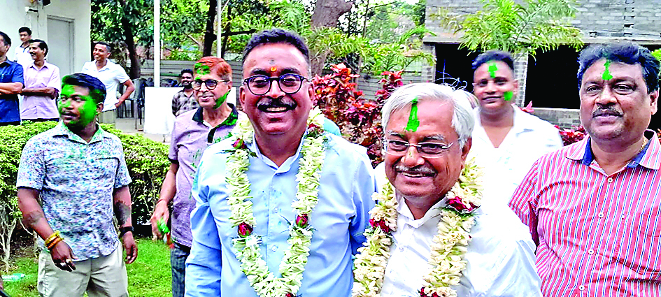 दुर्गापुर की दोनों सीटों पर तृणमूल प्रार्थी उल्लसित