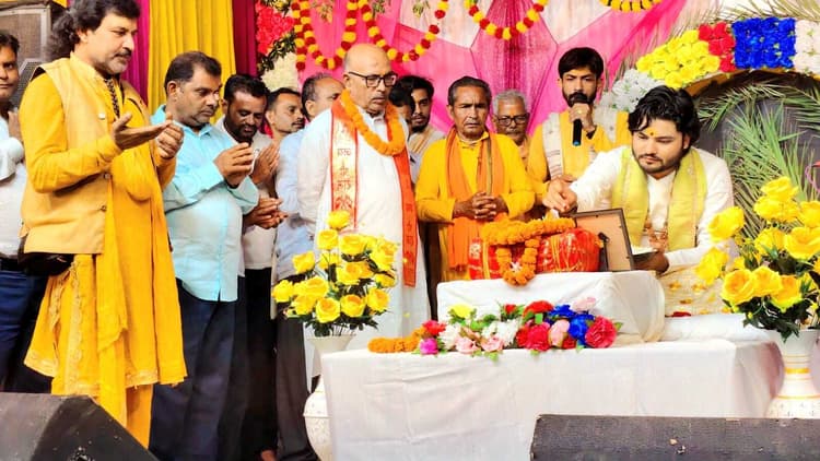 सत्य ही सनातन धर्म का आधार है : कुलदीप कृष्ण जी महाराज