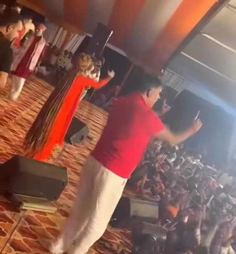 भजन गायिका शहनाज अख्तर ने भक्ति रस से किया सरोबार