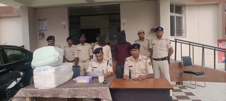 38 किलो गांजे के साथ दो तस्कर गिरफ्तार