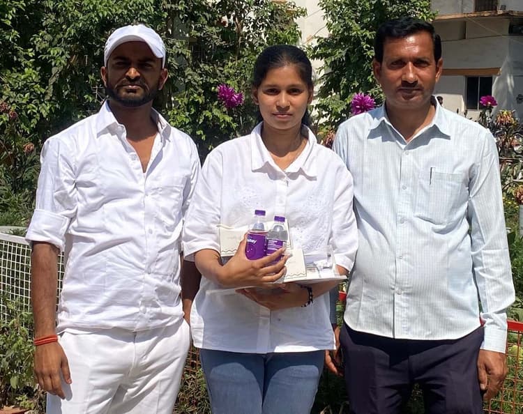 पूर्णिया की बेटी डिंपी कुमारी का मैट्रिक टॉपर वेरिफिकेशन में चयन, जिले में खुशी की लहर