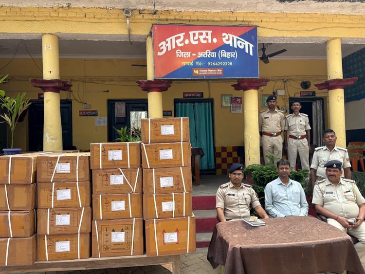 705 लीटर प्रतिबंधित कफ सीरप बरामद