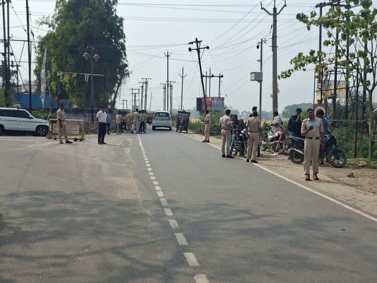 चौक चौराहे पर वाहन जांच अभियान से चालकों में हड़कंप