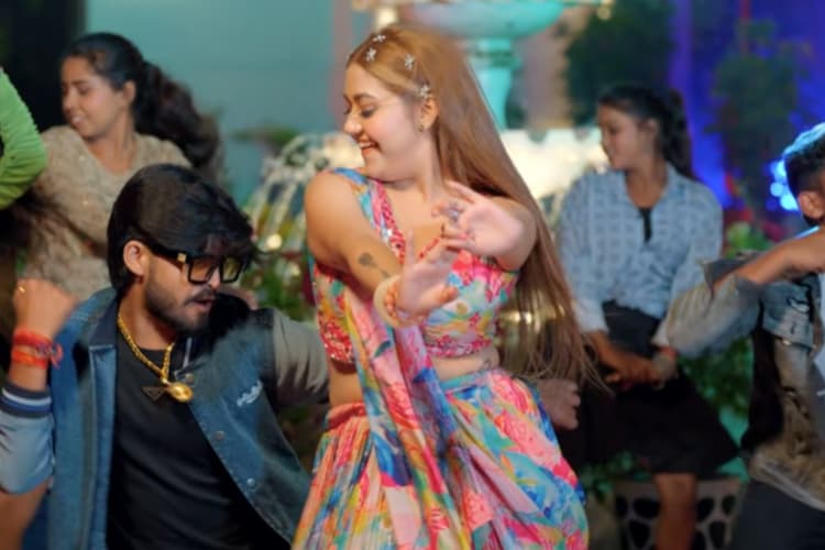 गाना 'तोर कमर लचकार' में आशीष- चाहत की जोड़ी ने मचाया धमाल, वीडियो देख फैंस हुए दीवाने