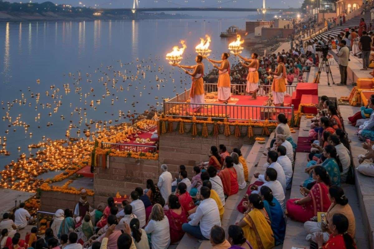 Like Banaras Ganga Maha Aarti held in Bihar Like Banaras Ganga Maha Aarti held in Bihar