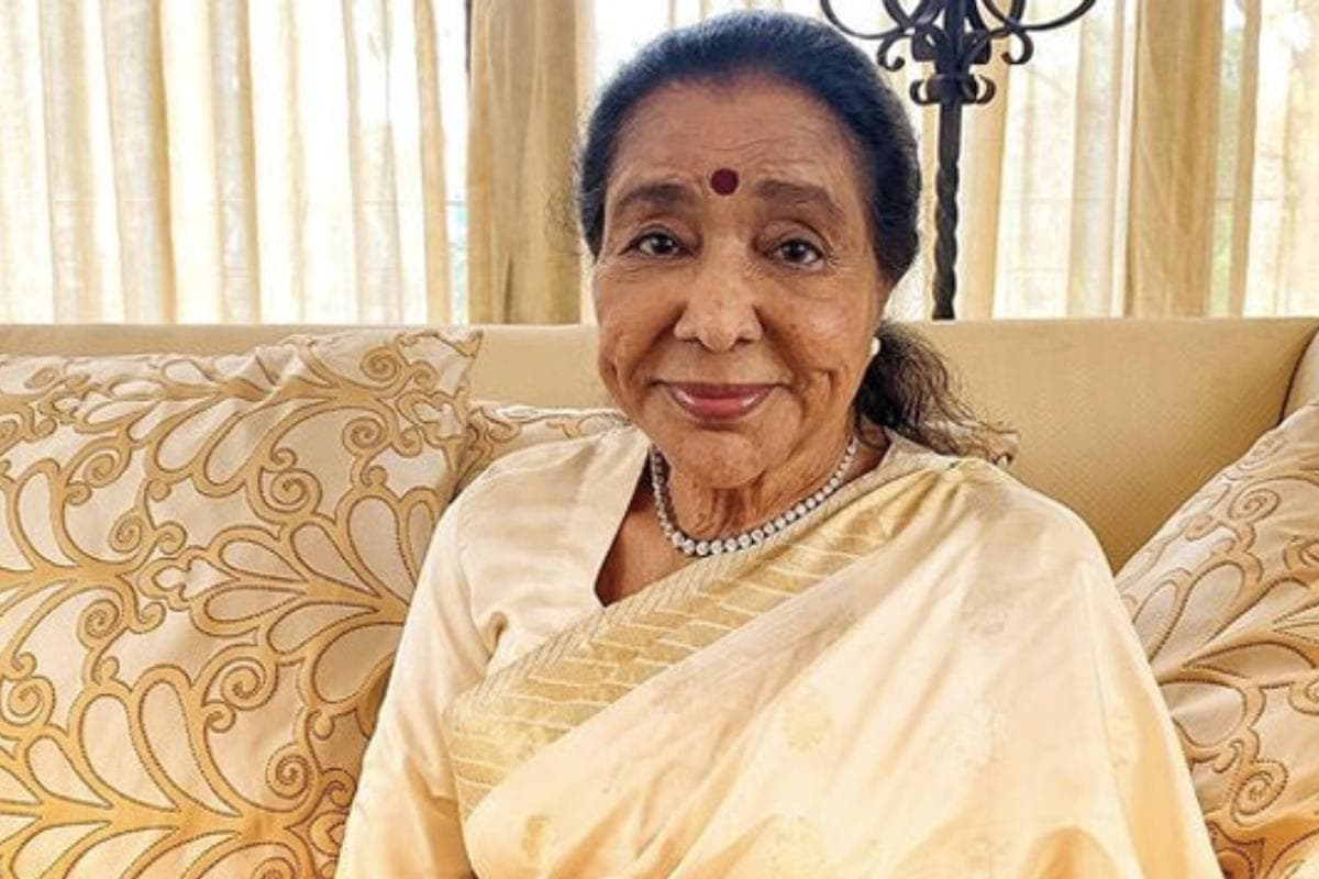 Asha Bhosle life struggles marriage tragedy inspiring son and daughter death story