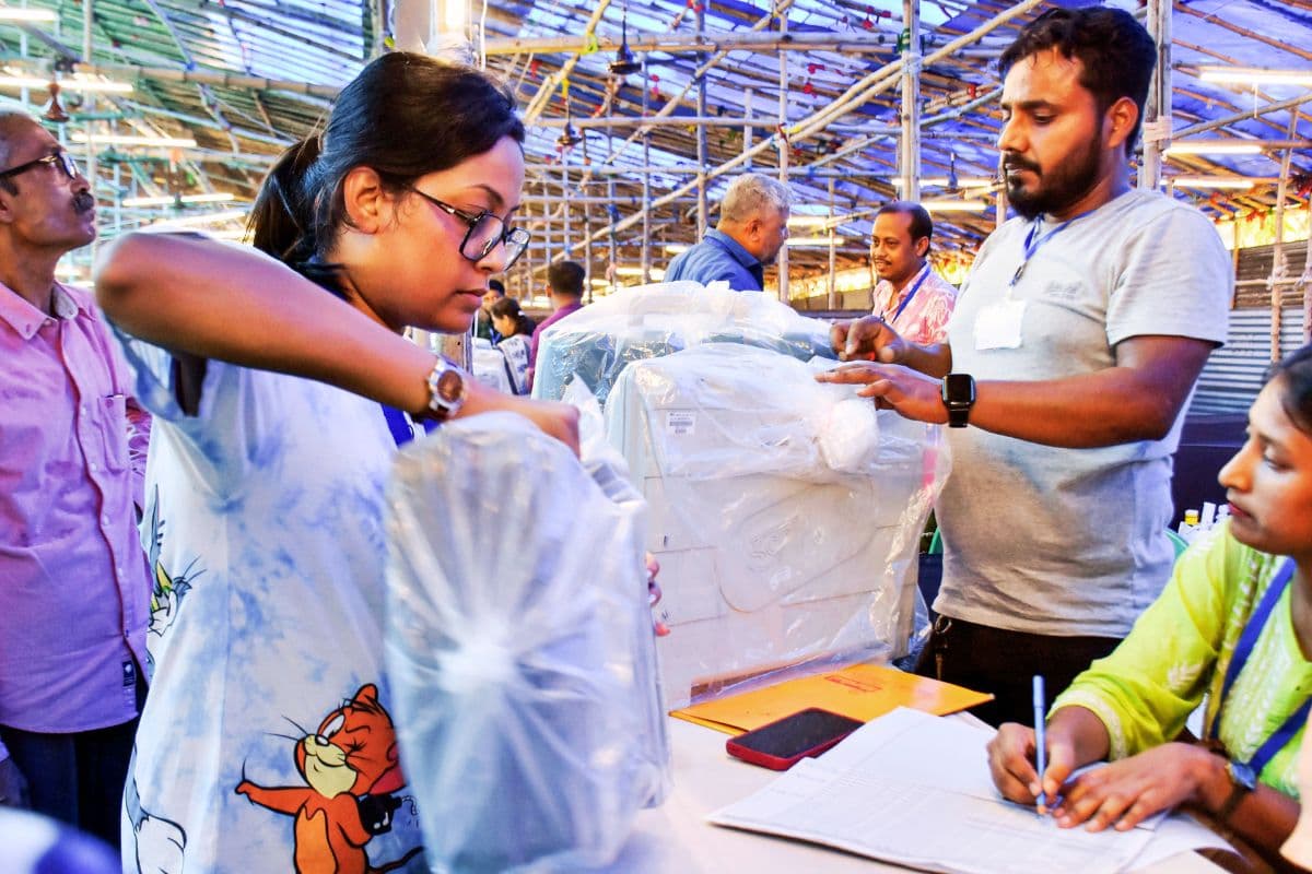 बंगाल में ‘लोकतंत्र’ की पहली परीक्षा, 152 विधायक चुनने के लिए 44378 बूथ पर वोट करेगी 3.61 करोड़ जनता