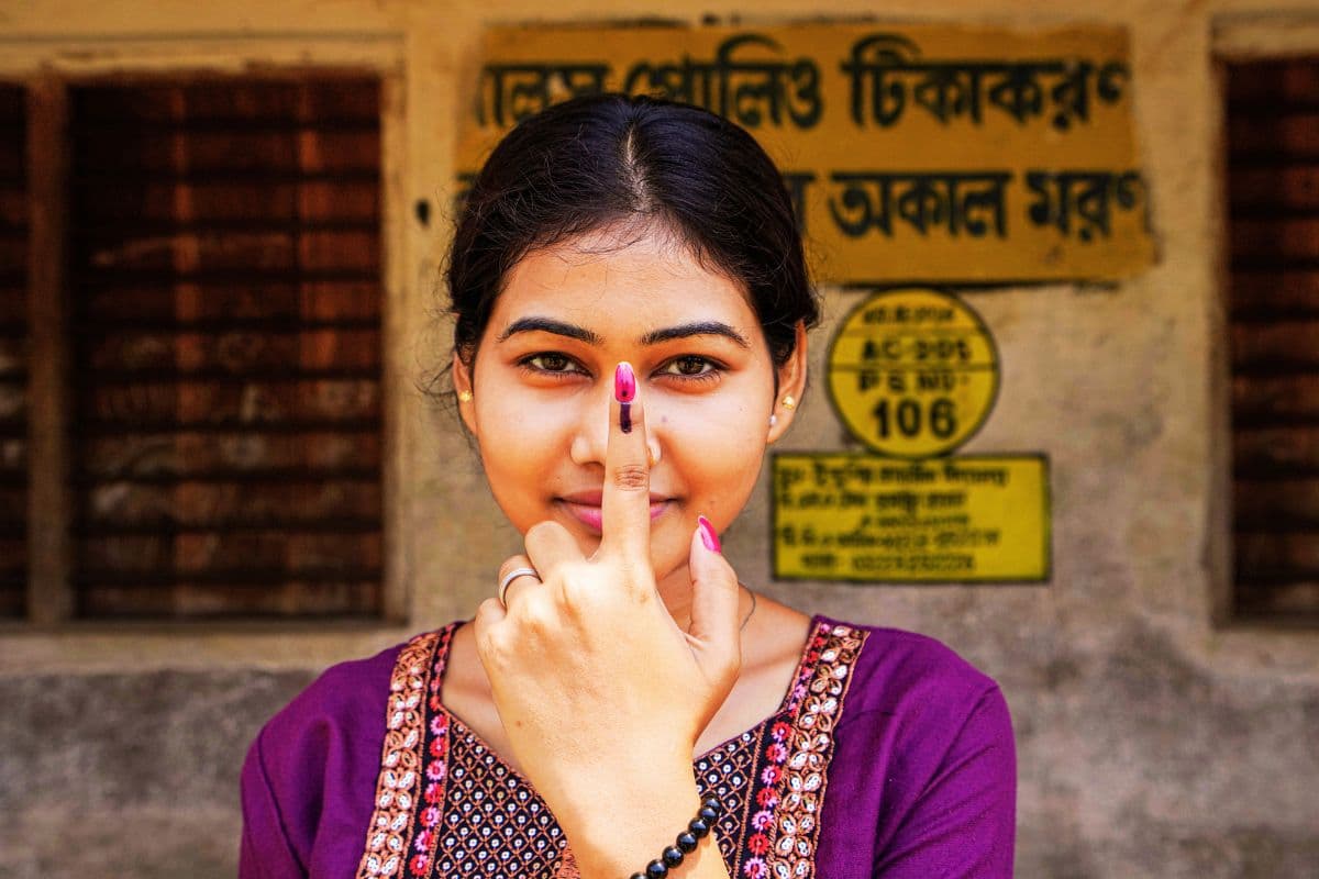 बंगाल में लोकतंत्र की ‘सुनामी’, 74 साल का रिकॉर्ड टूटा, शाम 5 बजे तक 89.93 फीसदी मतदान, क्या यह महा-परिवर्तन की आहट?