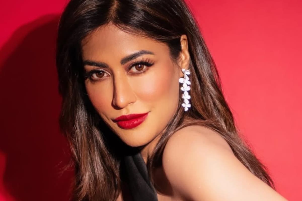Chitrangda Singh x account hacked matrubhoomi salman khan update