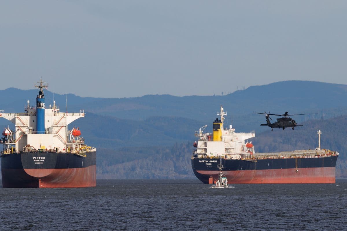 Iran Strait of Hormuz shipping limit ceasefire oil price hike