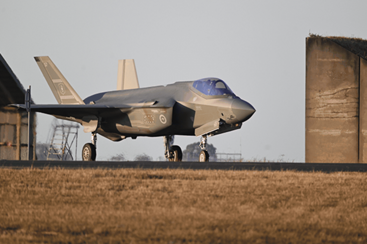 ईरानी स्पीकर गालिबाफ का दावा: F-35 जेट को हिट करना इत्तेफाक नहीं, कहा- हमारी टेक्नोलॉजी का कमाल