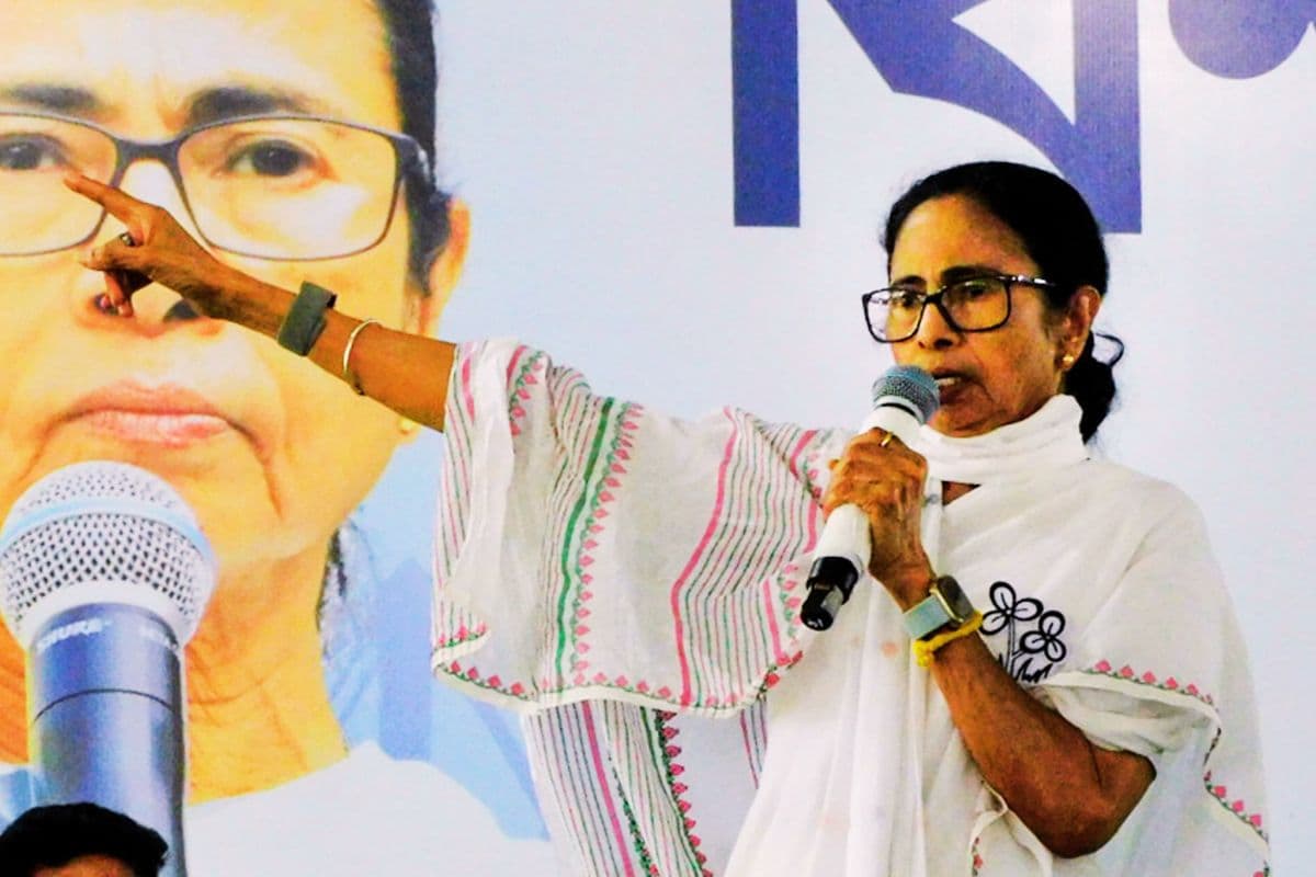 यूपी-बिहार नहीं ये बंगाल है, यहां बुलडोजर नहीं चलेगा, दुर्गापुर में भाजपा पर बरसीं ममता बनर्जी