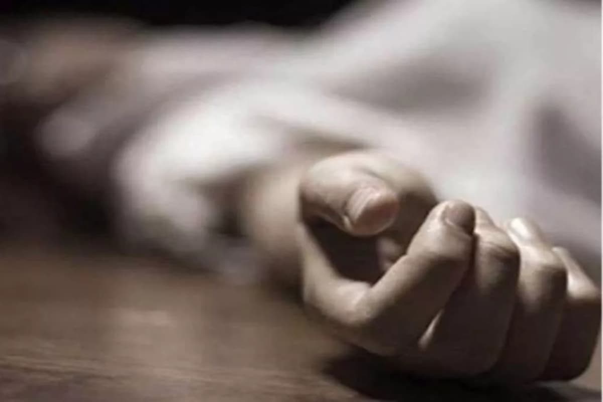 Muzaffarpur: ट्रिपल मौत से हड़कंप, महिला संग दो बच्चों का शव फंदे से लटका मिला