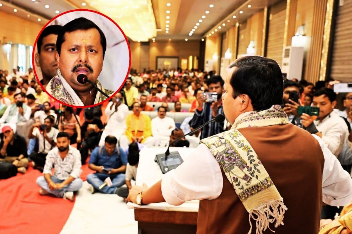 मालदा में भाजपा का स्पोर्ट्स कार्ड, खेल के मैदान से नितिन नबीन की युवाओं और NGO को साधने की रणनीति मालदा में भाजपा का स्पोर्ट्स कार्ड, खेल के मैदान से नितिन नबीन की युवाओं और NGO को साधने की रणनीति
