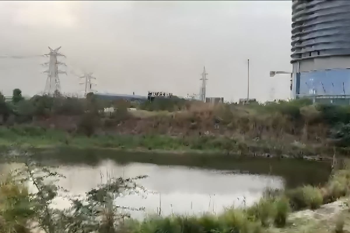 Noida Student Drowning sector 94 university youth death