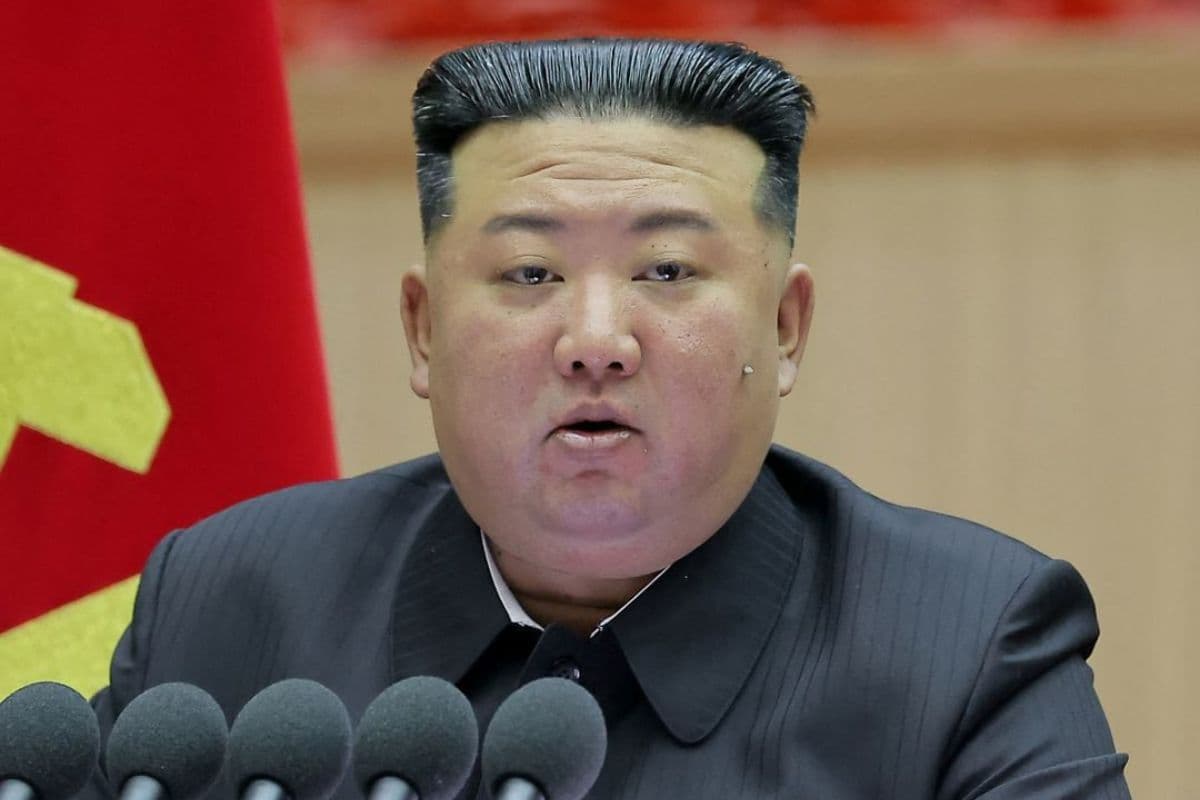 North korea ballistic missile launch kim jong un iran war benefit