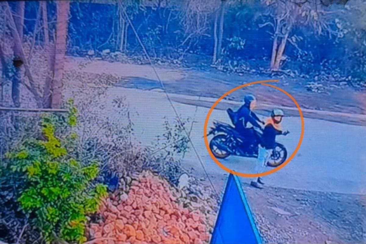 पतरातू में दूध फैक्ट्री गेट पर फायरिंग व बमबाजी, इलाके में बढ़ी दहशत