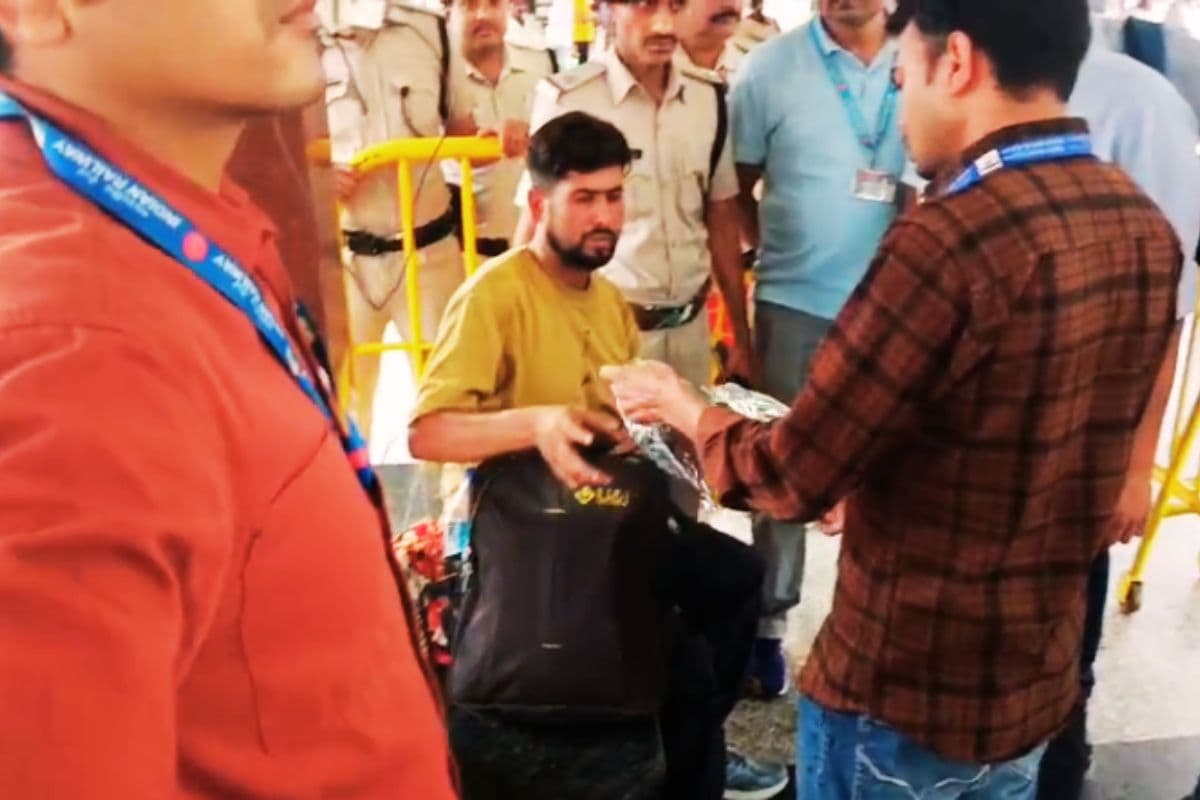 ट्रेनों से बंगाल आ रहे कैश और ड्रग्स पर RPF की पैनी नजर, अब तक 12 करोड़ से ज्यादा के माल जब्त, 102 गिरफ्तार