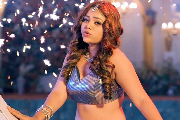 रिलीज होते ही छाया ‘रोड प जमीन बा’, भोजपुरी में फिर बजा टुनटुन यादव का डंका