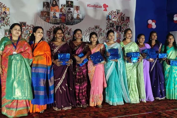 पश्चिमी सिंहभूम के गुवा में महिला दिवस समापन समारोह का भव्य आयोजन