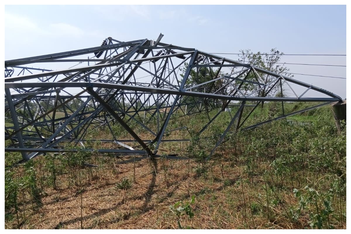 Bagaha storm damage electricity poles repair team infrastructure damage