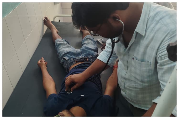 बेतिया: शादी के कुछ दिन बाद युवक की मौत, गले पर निशान मिलने से उठे सवाल, पुलिस जांच में जुटी