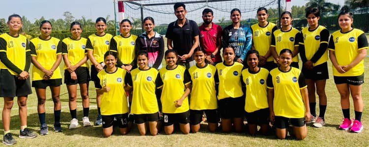 Jharkhand senior women handball team into pre-quarterfinal : झारखंड सीनियर महिला हैंडबॉल टीम प्री-क्वार्टर में