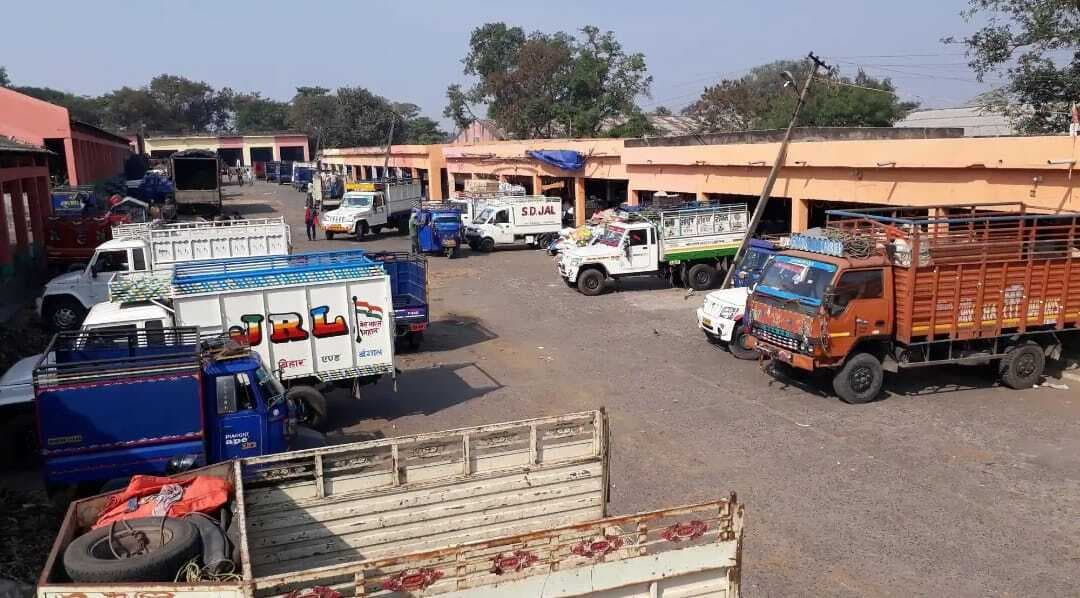 Dhanbad News: कृषि बाजार समिति : करोड़ों का कारोबार, फिर भी सिक्यूरिटी गार्ड नहीं