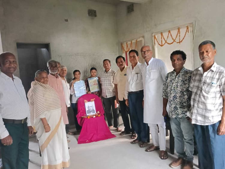 माखनलाल चतुर्वेदी की मनायी जयंती